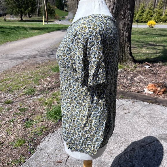 HARLOW & ROSE WOMENS MEDIUM TOP YELLOW BLACK GEOMETRIC - Picture 3 of 7